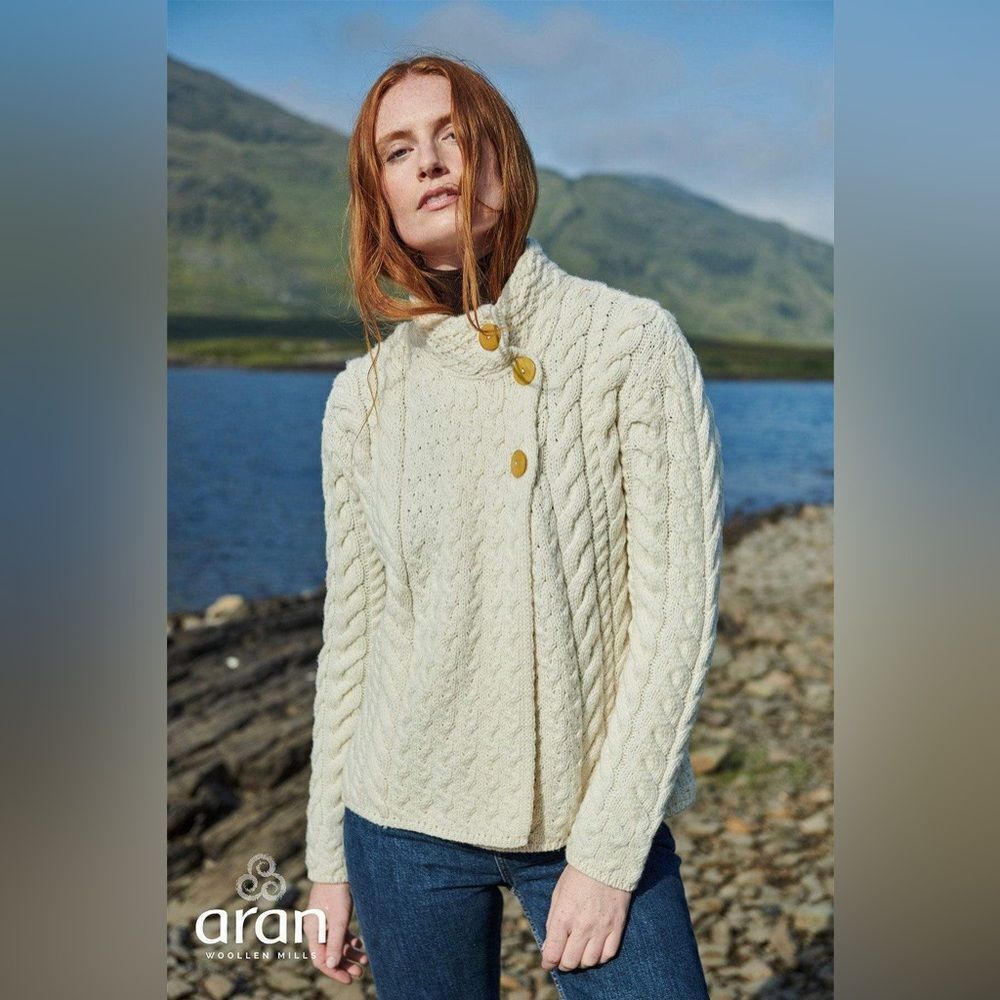 Aran Woollen Mills Super Soft Merino 3 Button Sweater Ivory Medium